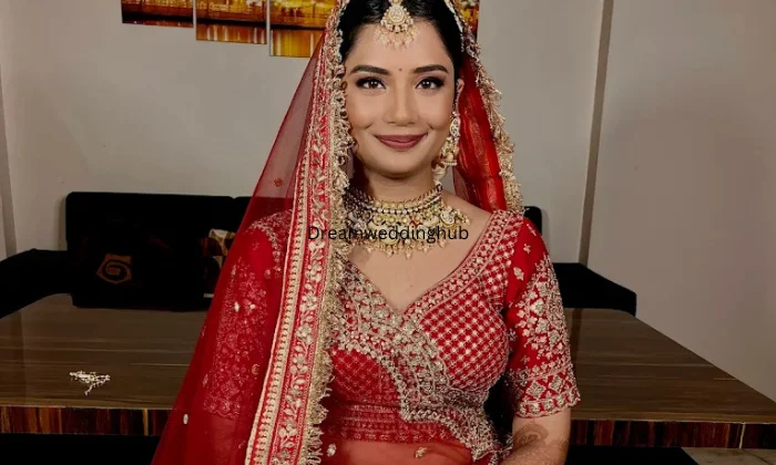 rlaunch salon bank more dhanbad